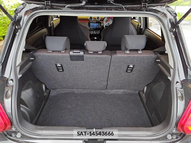 Suzuki SWIFT 2023-06 7225783-24