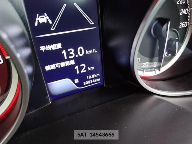 Suzuki SWIFT 2023-06 7225783-28
