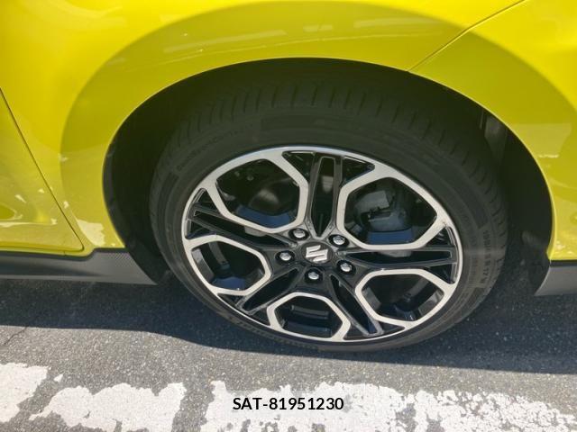 Suzuki SWIFT 2023-12 7225785-6
