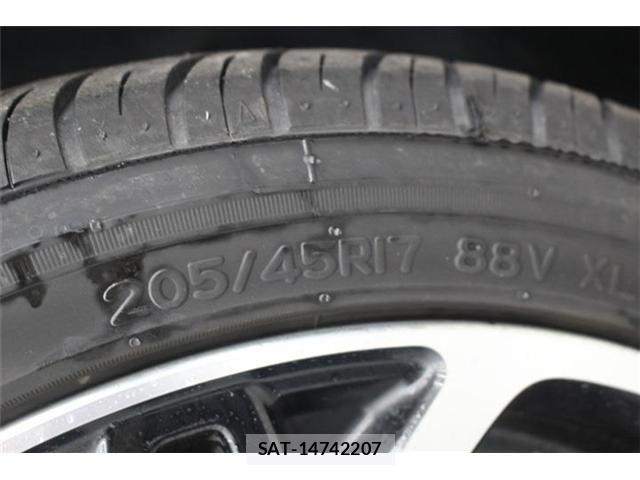 Suzuki SWIFT 2017-10 7225750-21