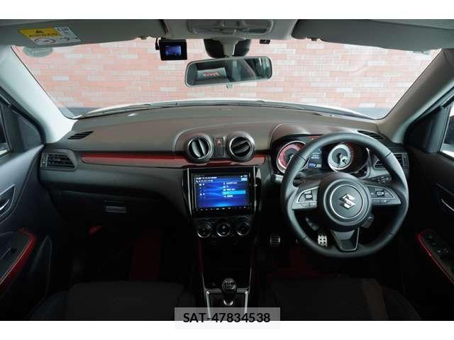 Suzuki SWIFT 2023-07 7225788-12