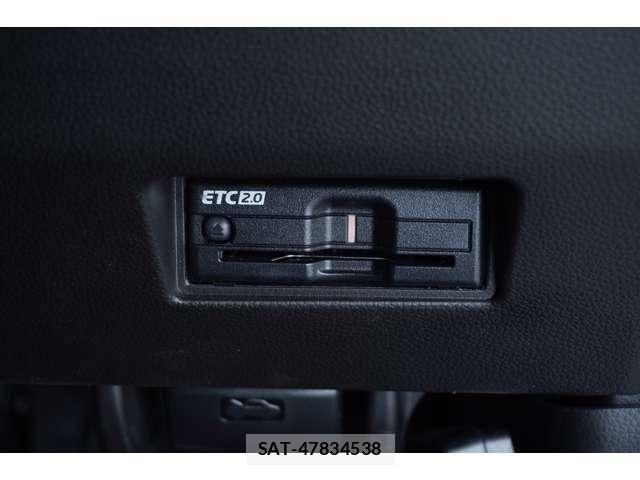 Suzuki SWIFT 2023-07 7225788-27