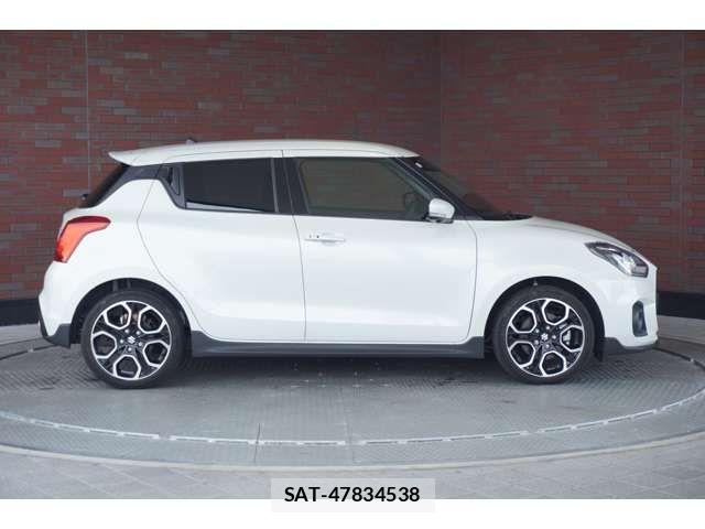 Suzuki SWIFT 2023-07 7225788-5