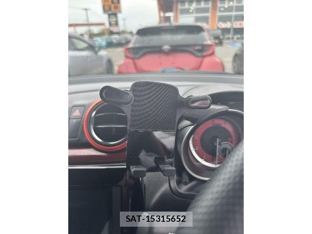 Suzuki SWIFT 2020-10 7225775-28