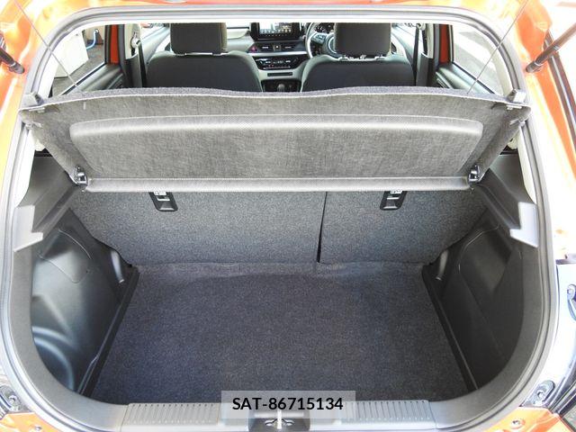 Suzuki SWIFT 2025-07 7225797-25