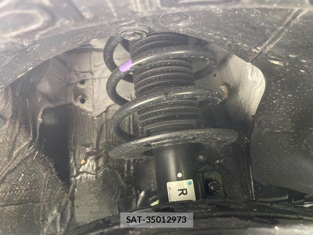 Suzuki SWIFT 2024-03 7225789-19