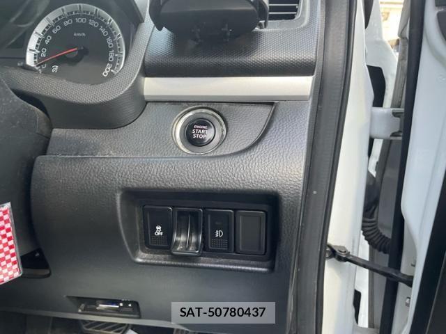 Suzuki SWIFT 2014-01 7225733-15