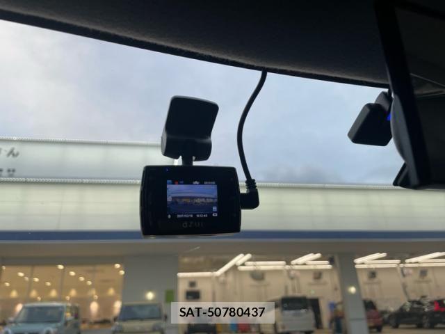 Suzuki SWIFT 2014-01 7225733-26