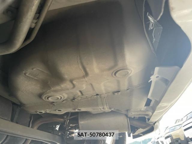 Suzuki SWIFT 2014-01 7225733-27