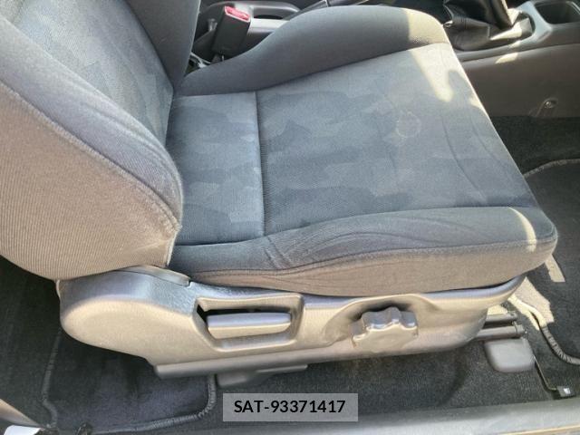 Suzuki SWIFT 2004-03 7225719-9