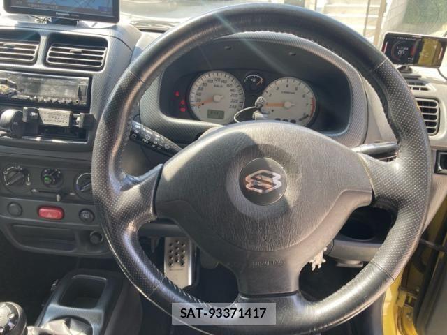 Suzuki SWIFT 2004-03 7225719-11