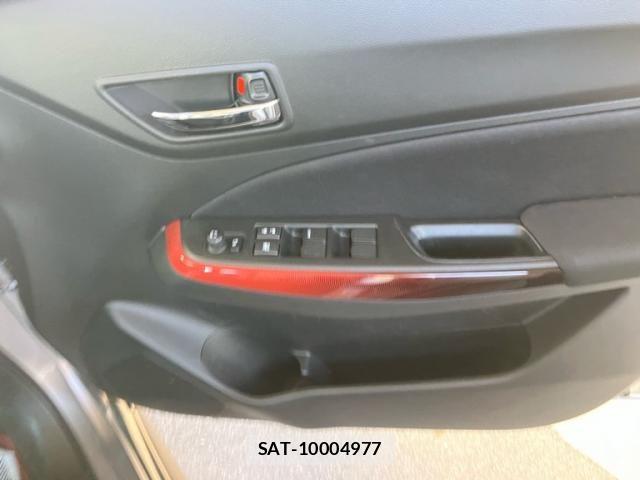 Suzuki SWIFT 2021-11 7225778-10