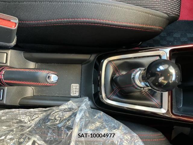Suzuki SWIFT 2021-11 7225778-12
