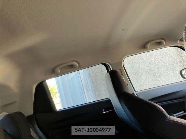 Suzuki SWIFT 2021-11 7225778-19