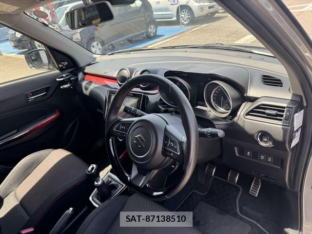Suzuki SWIFT 2018-03 7225758-11