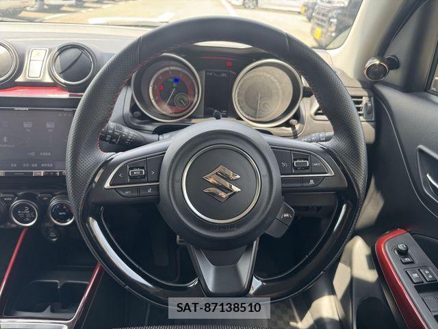 Suzuki SWIFT 2018-03 7225758-15