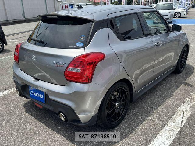 Suzuki SWIFT 2018-03 7225758-4