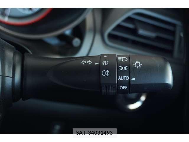 Suzuki SWIFT 2018-06 7225759-17