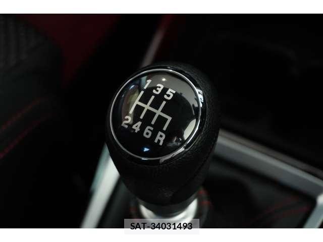 Suzuki SWIFT 2018-06 7225759-23