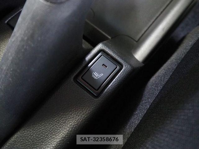 Suzuki SWIFT 2018-05 7225760-13