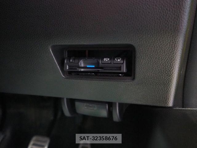 Suzuki SWIFT 2018-05 7225760-15
