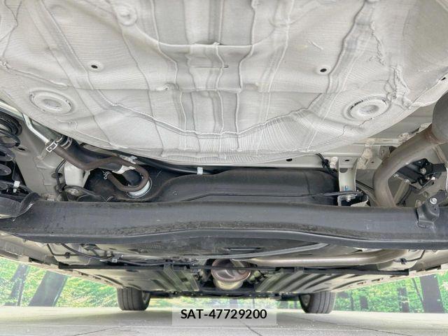 Suzuki SWIFT 2024-02 7225786-18