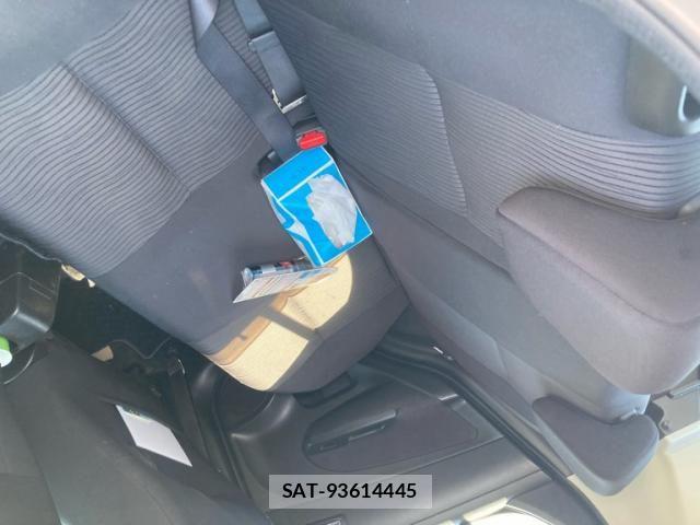 Suzuki SWIFT 2012-03 7225727-8