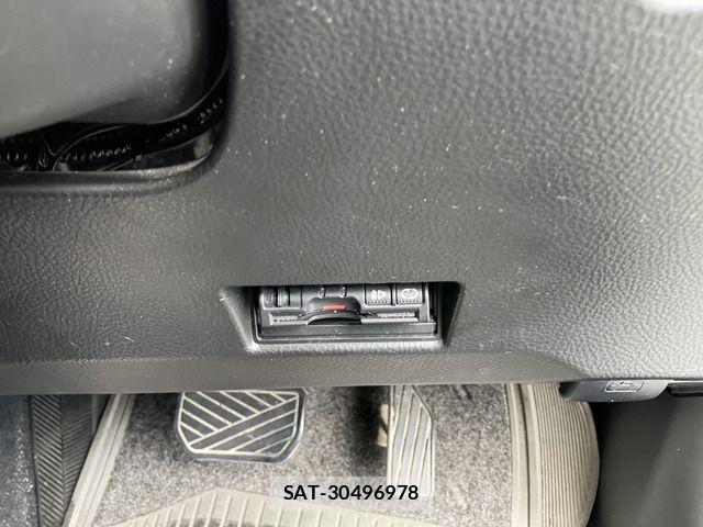 Suzuki SWIFT 2011-09 7217046-7