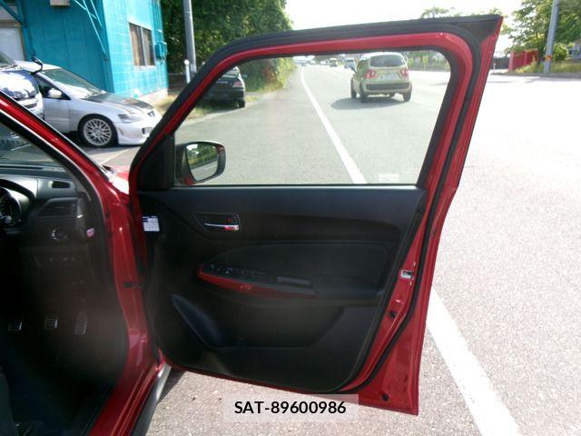 Suzuki SWIFT 2017-10 7225752-17