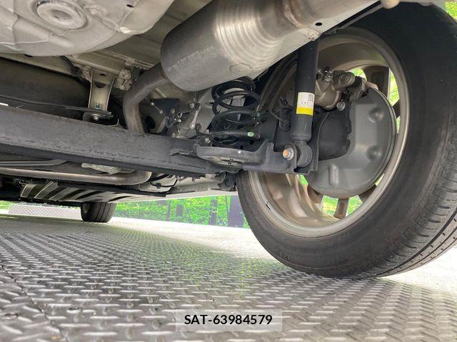 Suzuki SWIFT 2021-05 7225767-19