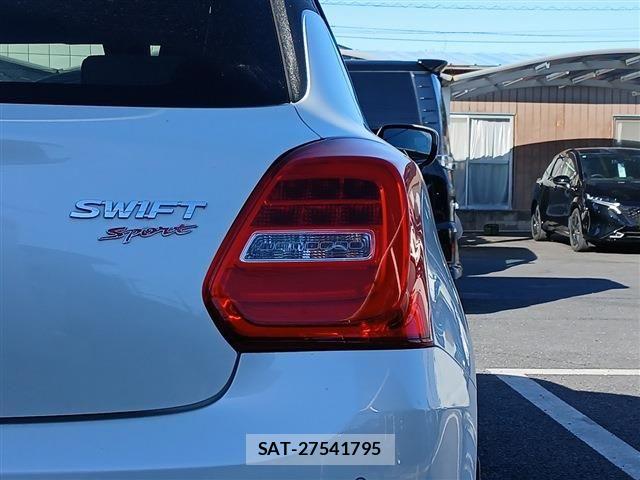 Suzuki SWIFT 2020-08 7225773-12