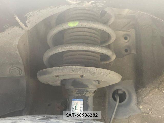 Suzuki SWIFT 2018-07 7225757-19