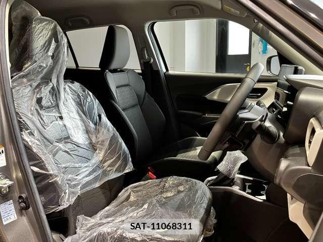 Suzuki SWIFT 2025-01 7225793-19