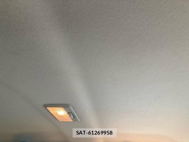 Suzuki SWIFT 2015-09 7225740-10