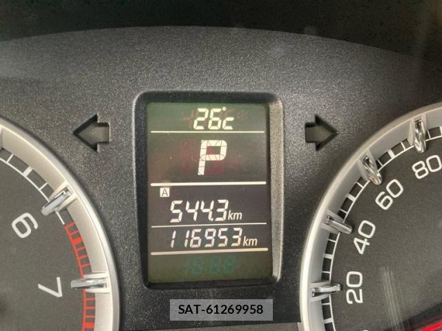 Suzuki SWIFT 2015-09 7225740-17