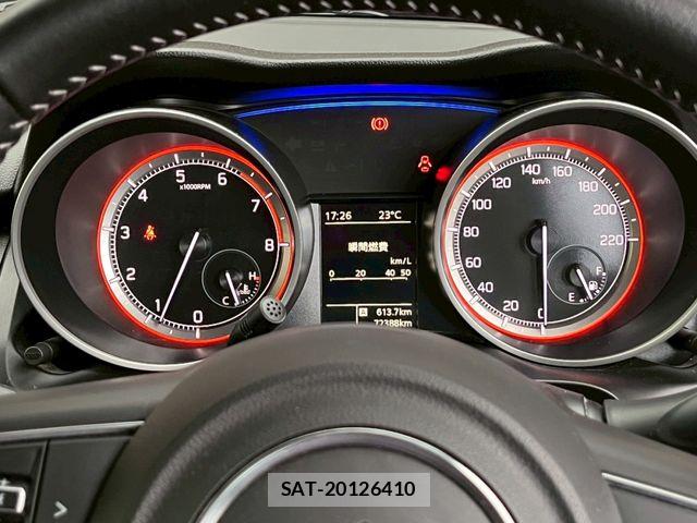 Suzuki SWIFT 2017-07 7225751-12