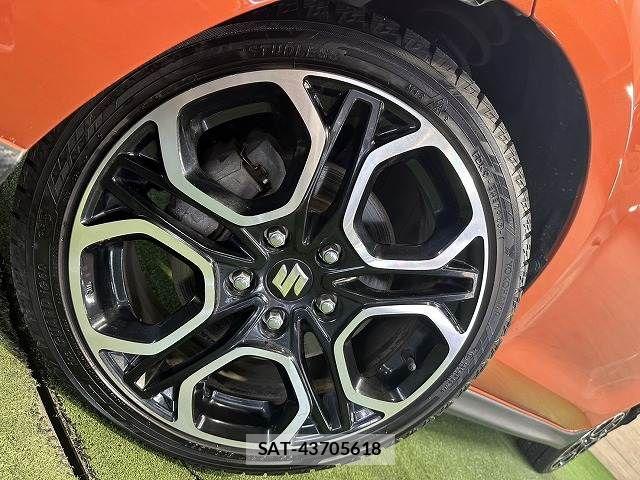 Suzuki SWIFT 2021-04 7225766-11