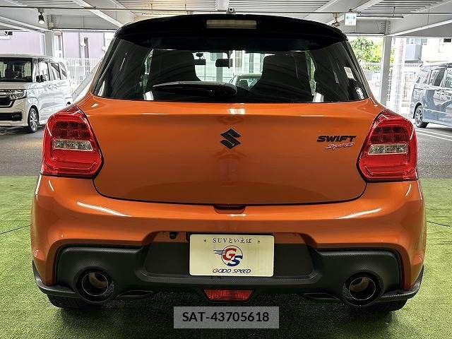 Suzuki SWIFT 2021-04 7225766-18