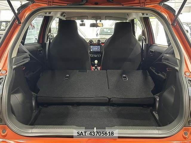 Suzuki SWIFT 2021-04 7225766-19