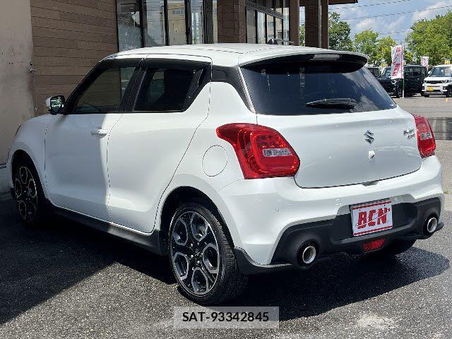 Suzuki SWIFT 2022-09 7225779-8