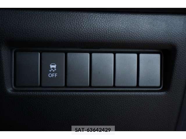 Suzuki SWIFT 2023-08 7225784-18