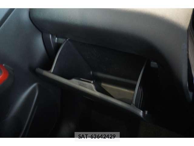 Suzuki SWIFT 2023-08 7225784-28