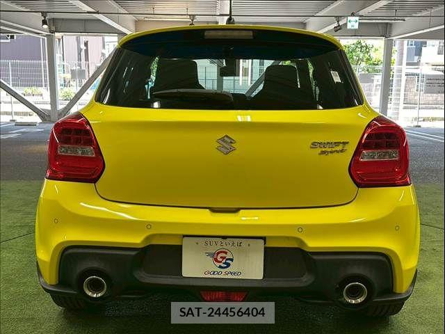 Suzuki SWIFT 2021-05 7225774-18