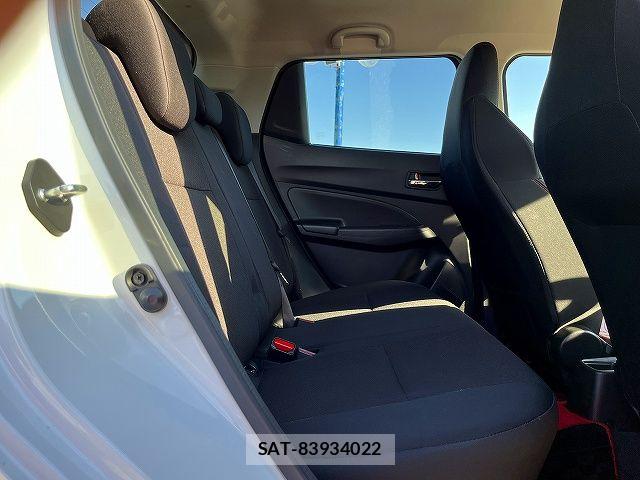 Suzuki SWIFT 2018-04 7252499-9