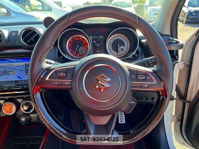 Suzuki SWIFT 2018-04 7252499-13
