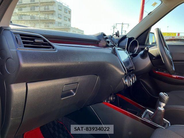 Suzuki SWIFT 2018-04 7252499-18