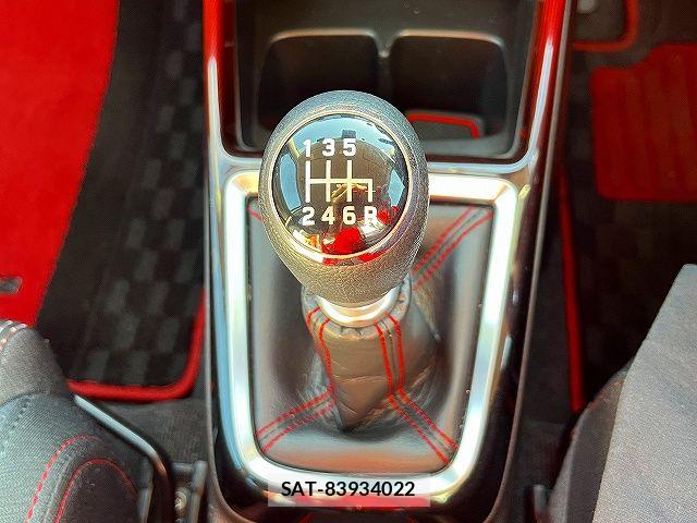 Suzuki SWIFT 2018-04 7252499-19