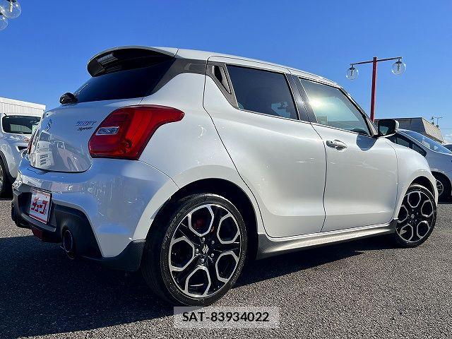Suzuki SWIFT 2018-04 7252499-2