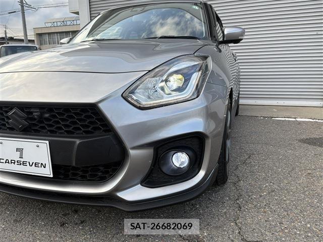 Suzuki SWIFT 2021-05 7252495-9