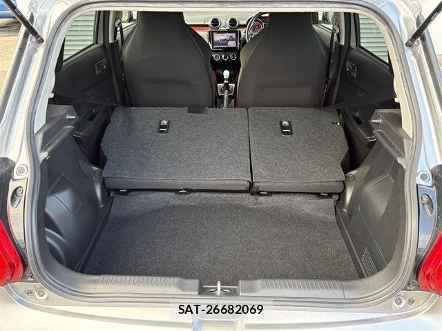 Suzuki SWIFT 2021-05 7252495-15